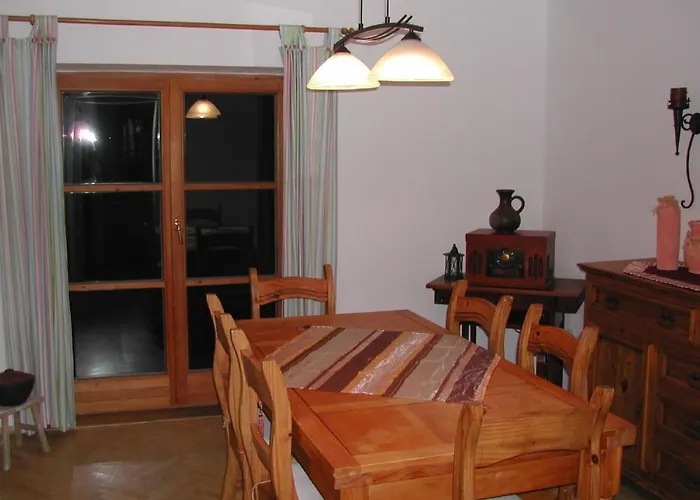 Gemuetliches In Mit Garten By Interhome Dom wakacyjny Lofer